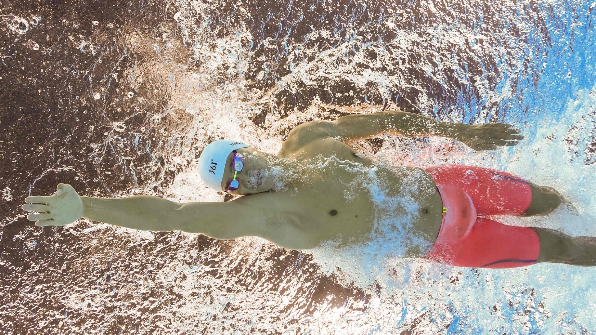 海底奇观潜水赛,探索海底沉寂的秘密宝藏,海底潜泳视频