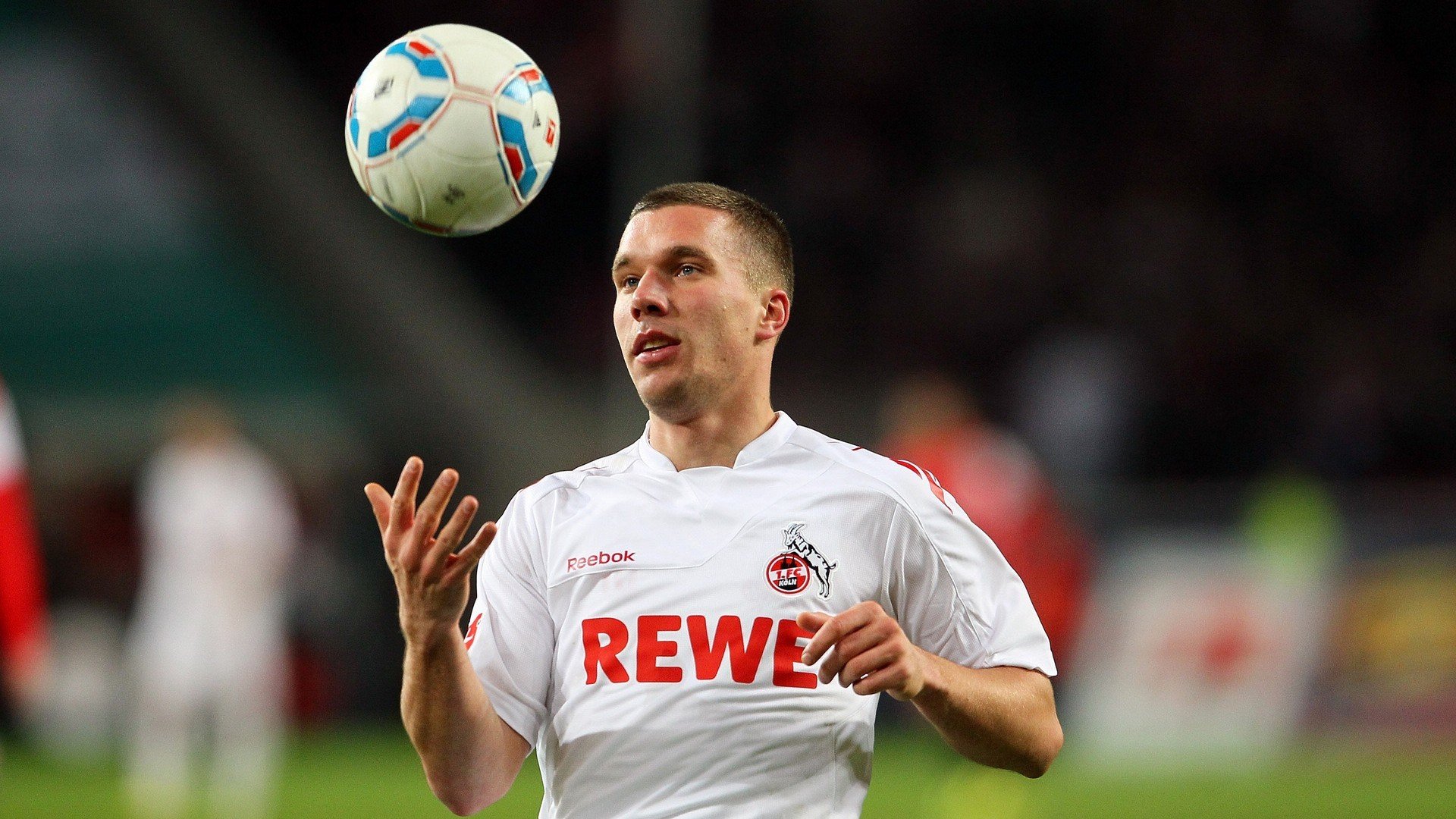 美国马术协会与国际马术联合会合作,举办国际马术交流活动,促进技术交流。